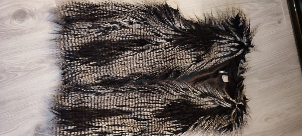 Vestuta/bolero blană gri cu negru, HM Divideo, model actual, marime XS