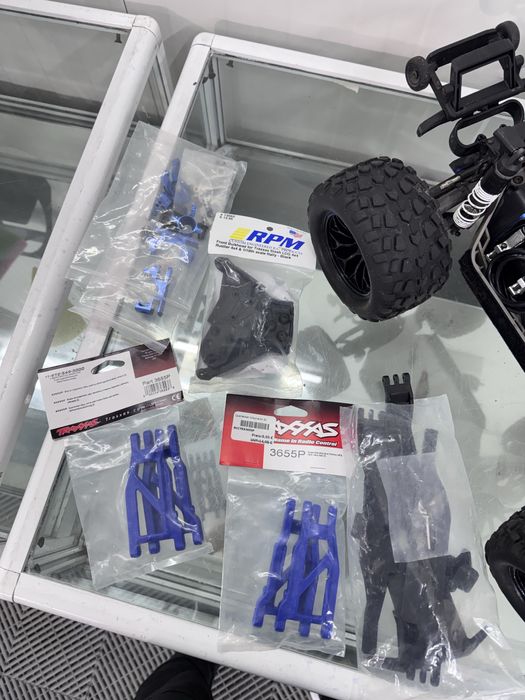 RC Traxxas Rustler VXL 4x4 HobbyWing Combo