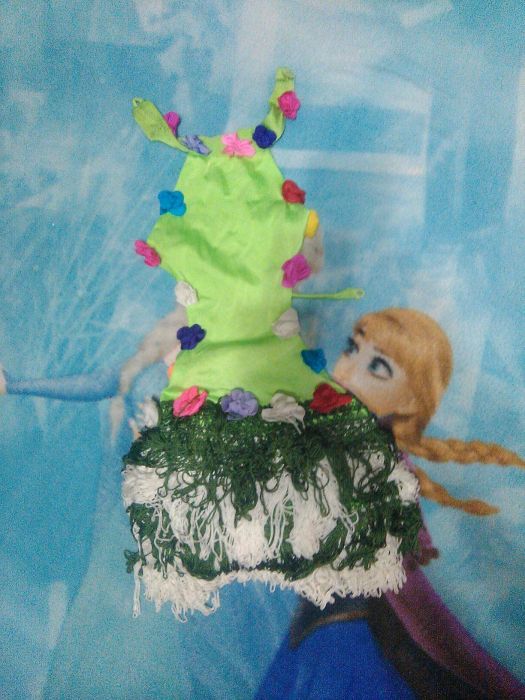 Rochita dansuri fetite 6-7 ani