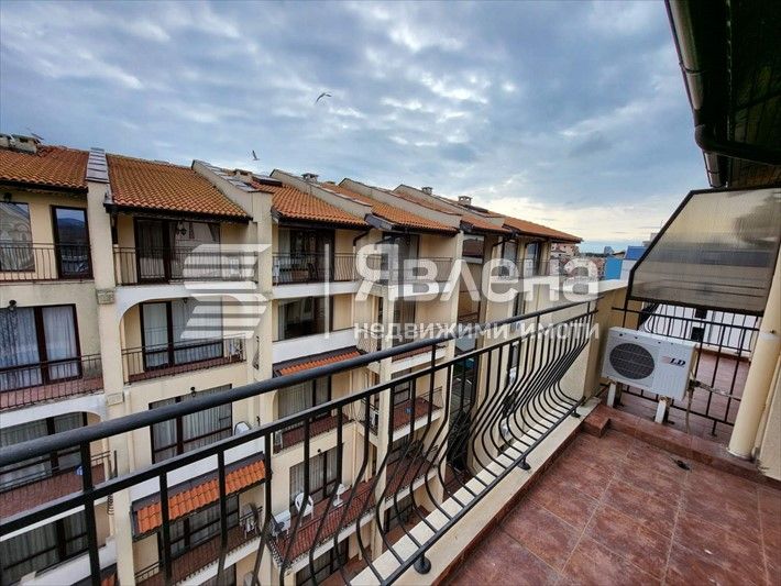 Продава се Тристаен апартамент в к.к. Слънчев бряг - 93 кв.м за 850 €/кв.м - Снимка #6