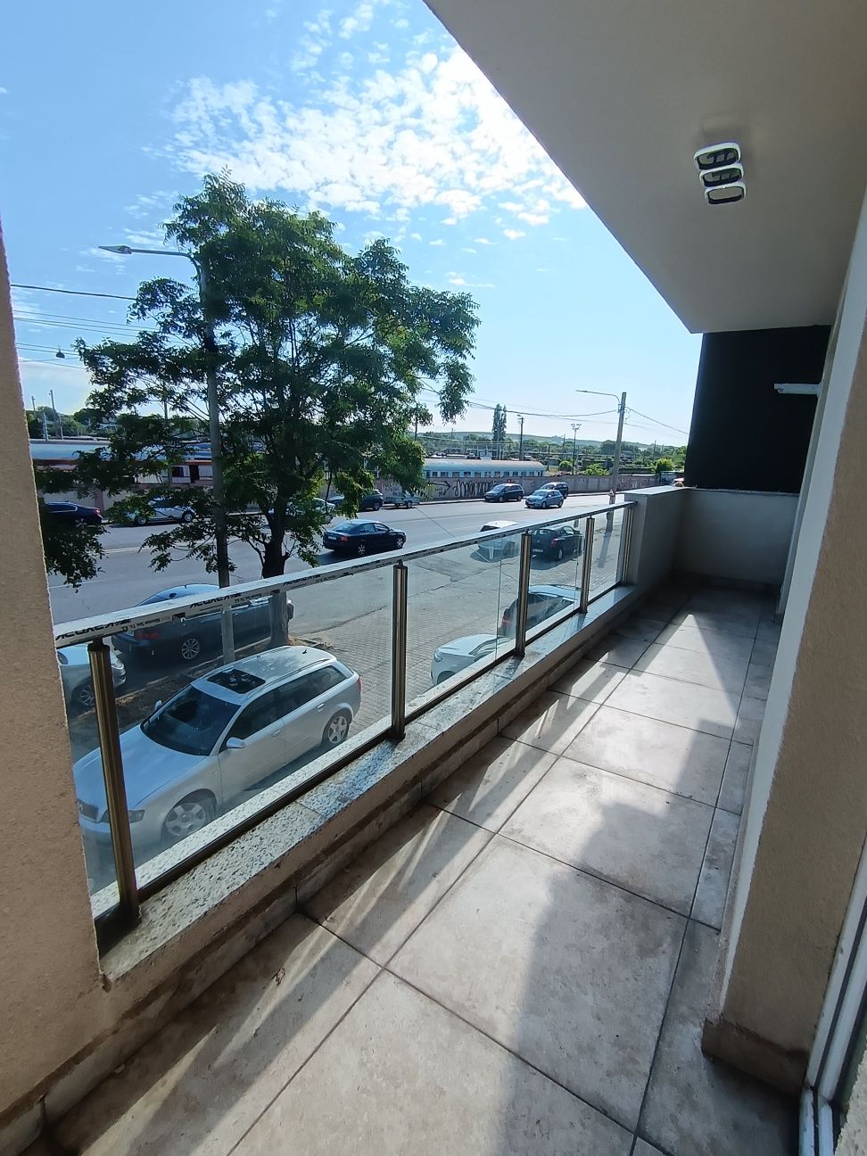 Apartament 2 cam Rovine Bactiz