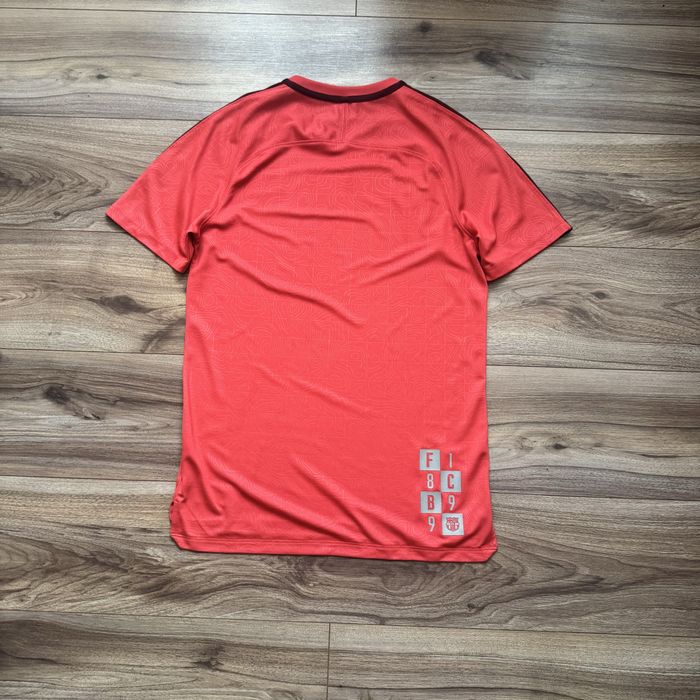 Tricou Barcelona roz