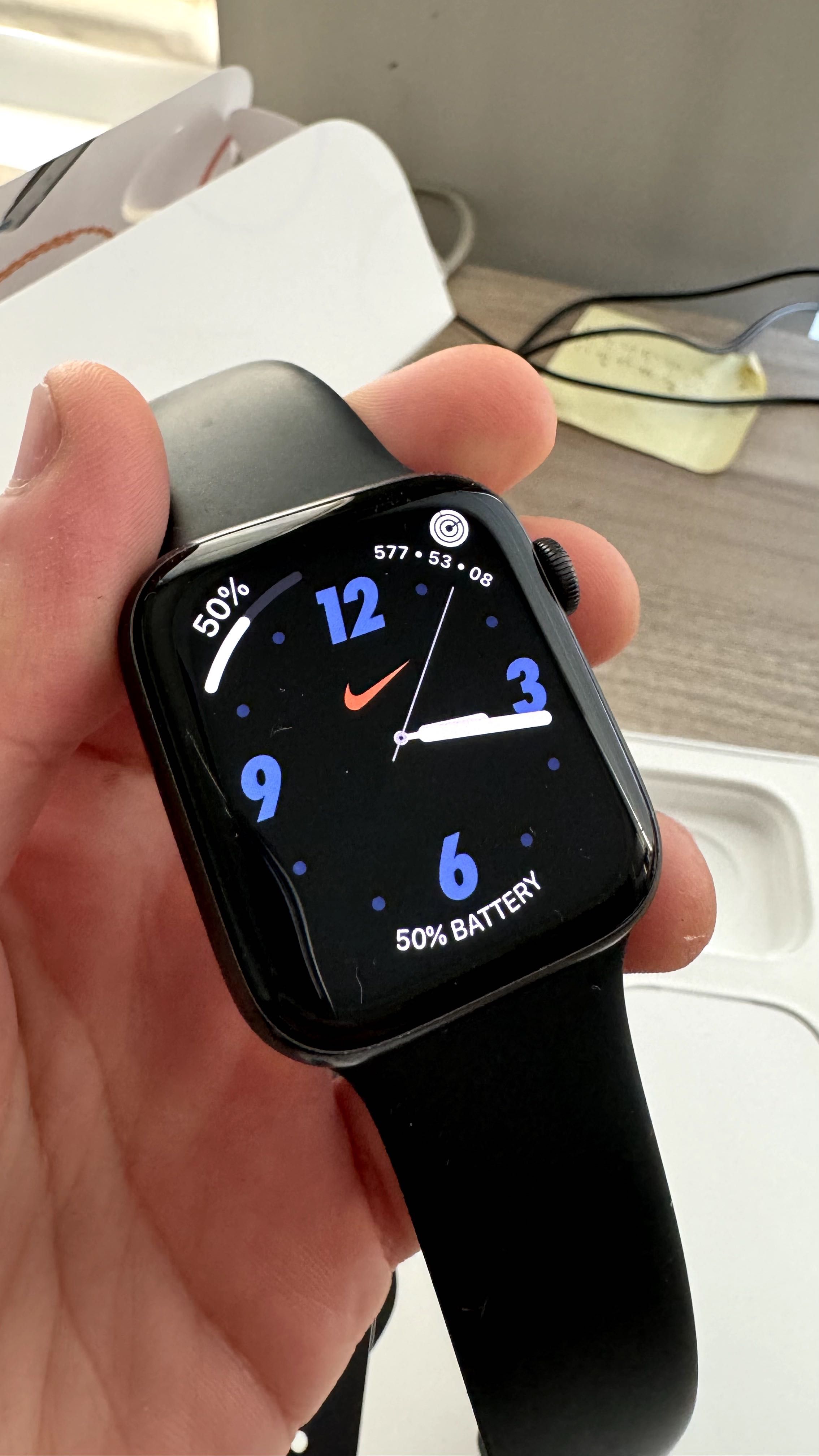 Apple Watch SE 44mm.