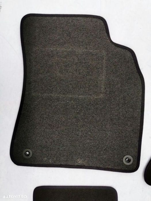 Covorase mocheta AUDI A 4 B8