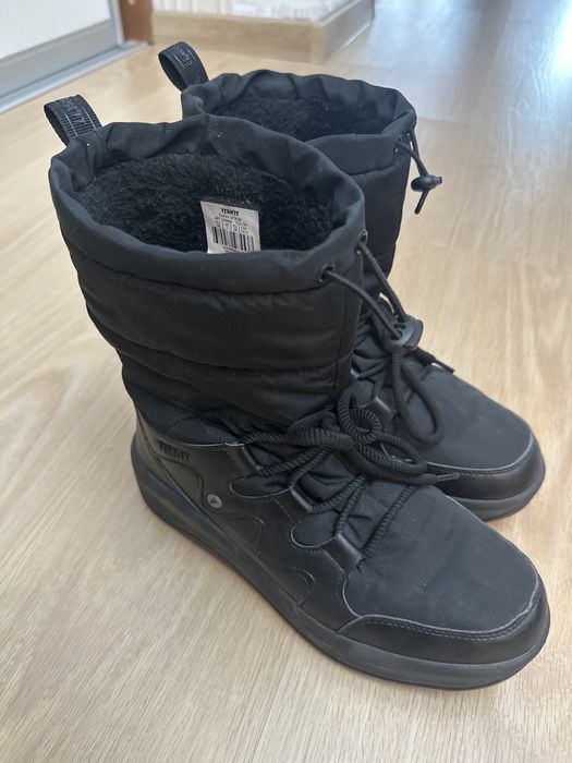 Продам женскую обувь