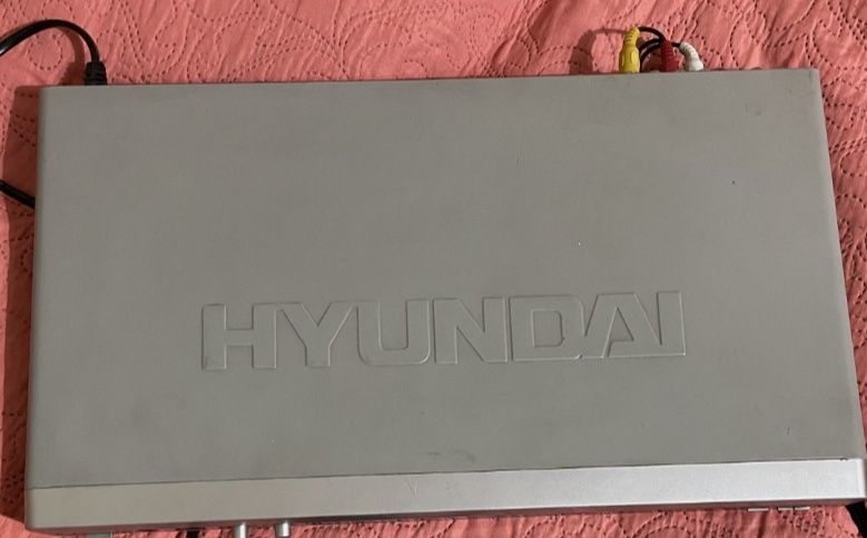 DVD проигрыватель Hyundai