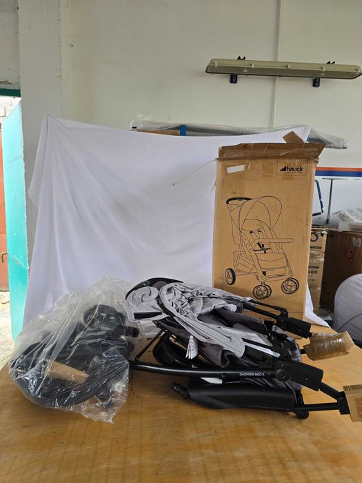 Carucior Hauck Shopper Neo II ,Gri pană la 25 kg ,aprox. 4 an