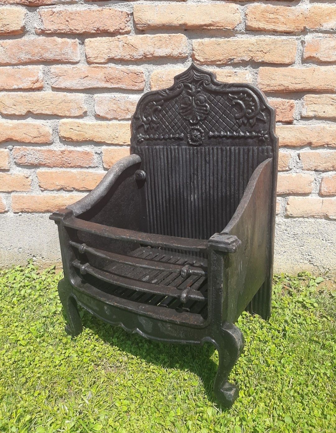 Arzător semineu fontă.