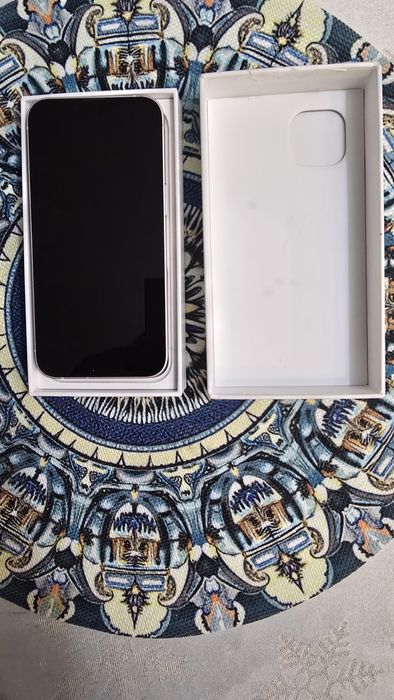 iPhone 13 ,pink 128 gb