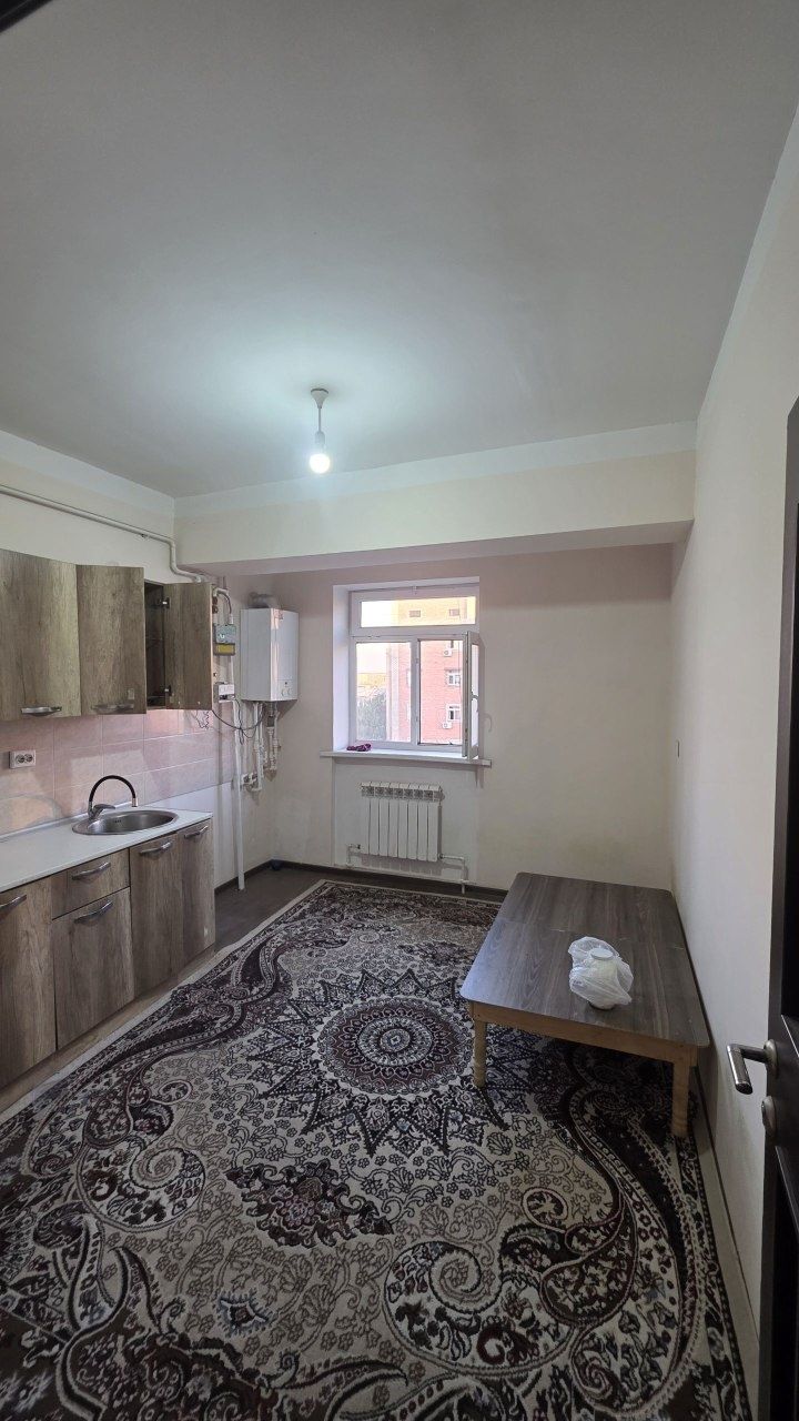Продаётся квартира в Сергели 8 худуд, 2х комнатная, 6этаж