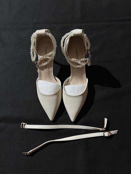 Вечерние новые туфли