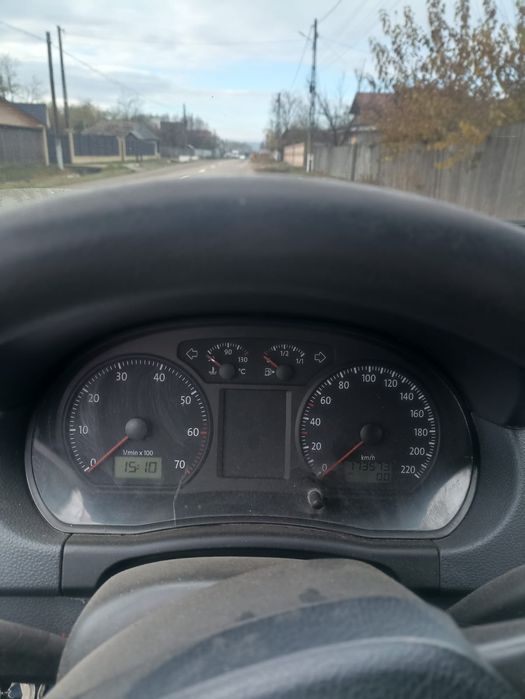 Vând ww polo an 2006