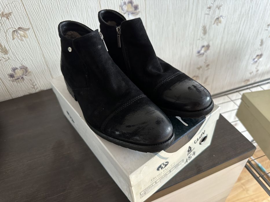 Продам мужскую обувь