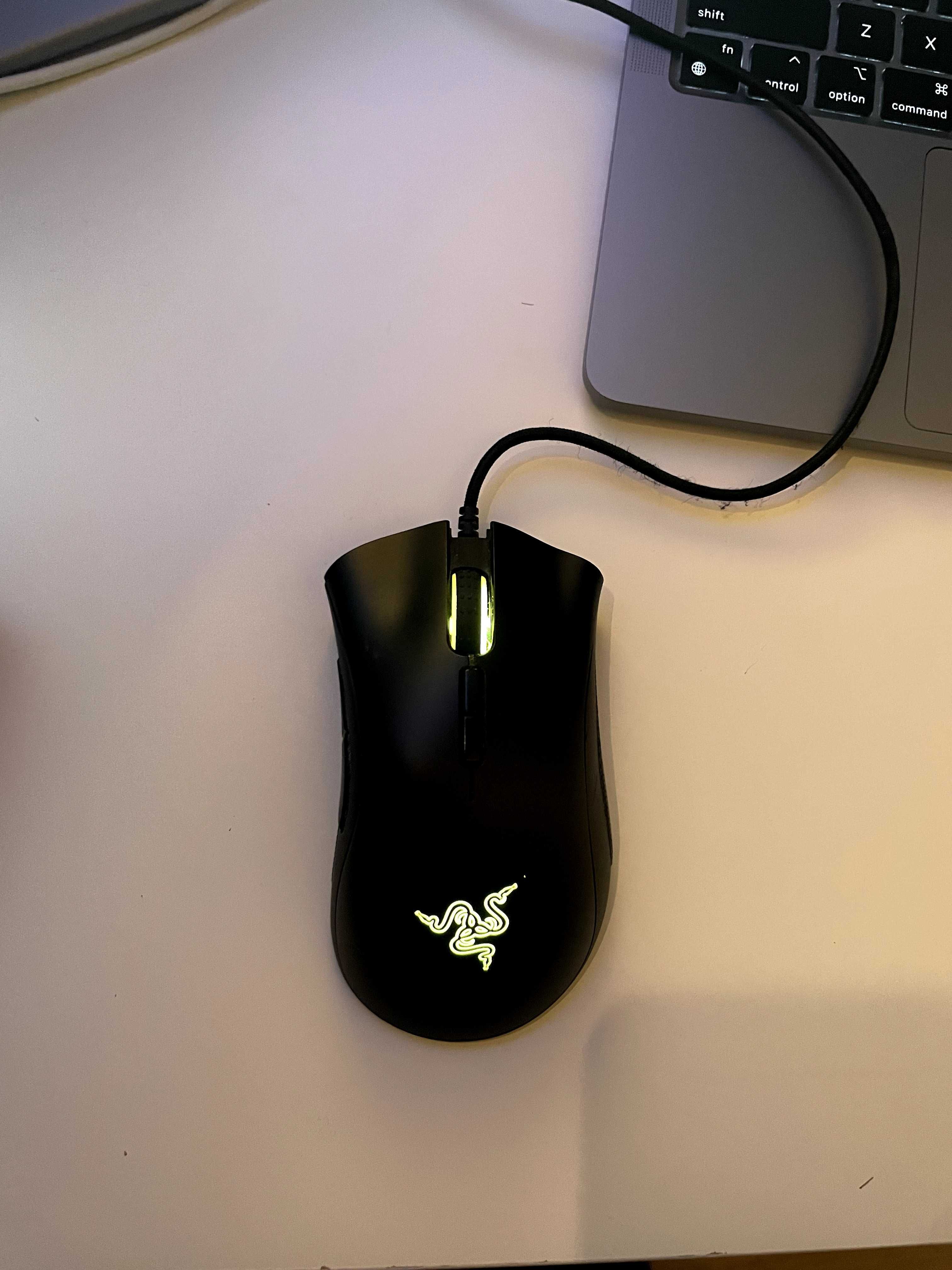 Razer Huntsman Mini 60% + Razer Deathadder Elite BONUS