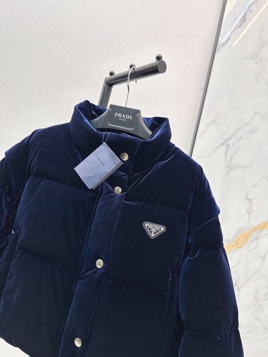 Geaca Prada , calitate premium , pe comanda , noua , S