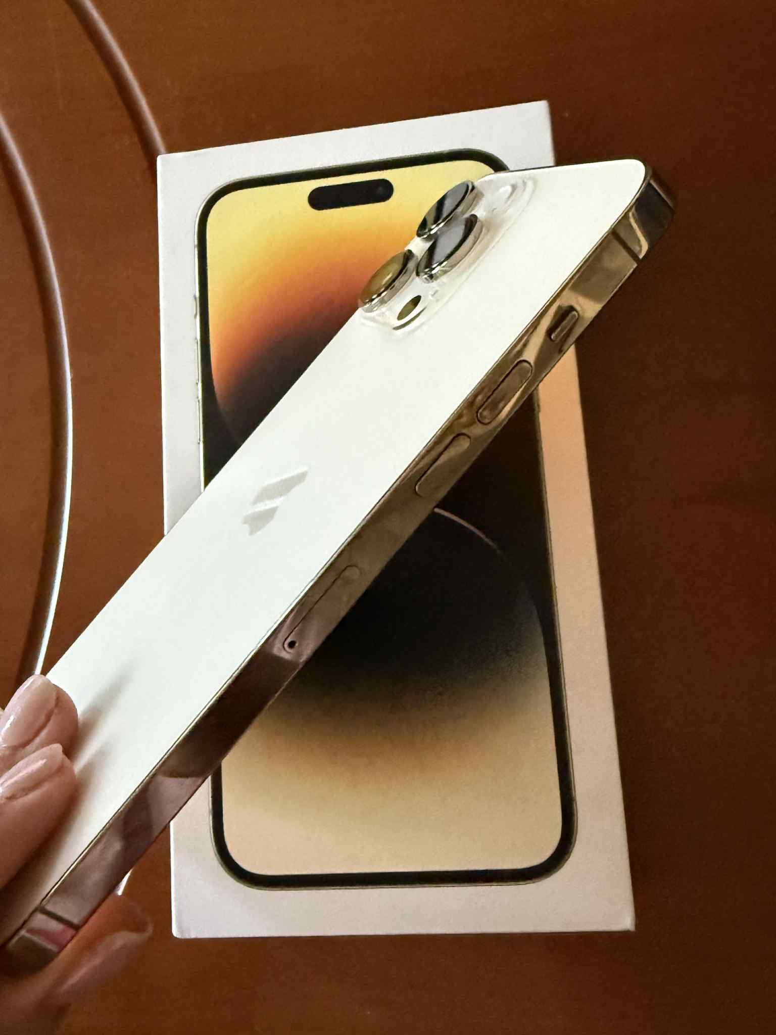 iPhone 14 Pro max