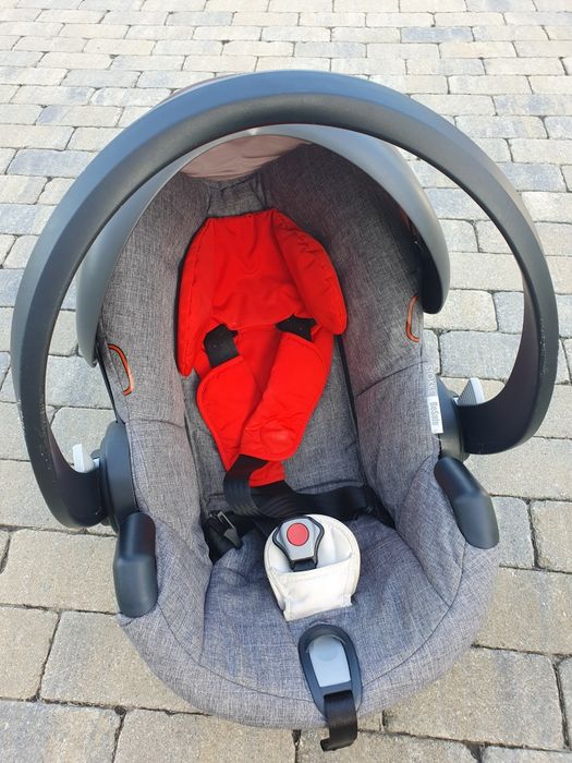 Carucior V5 Stokke 3 in 1 , sac de iarna footmuff