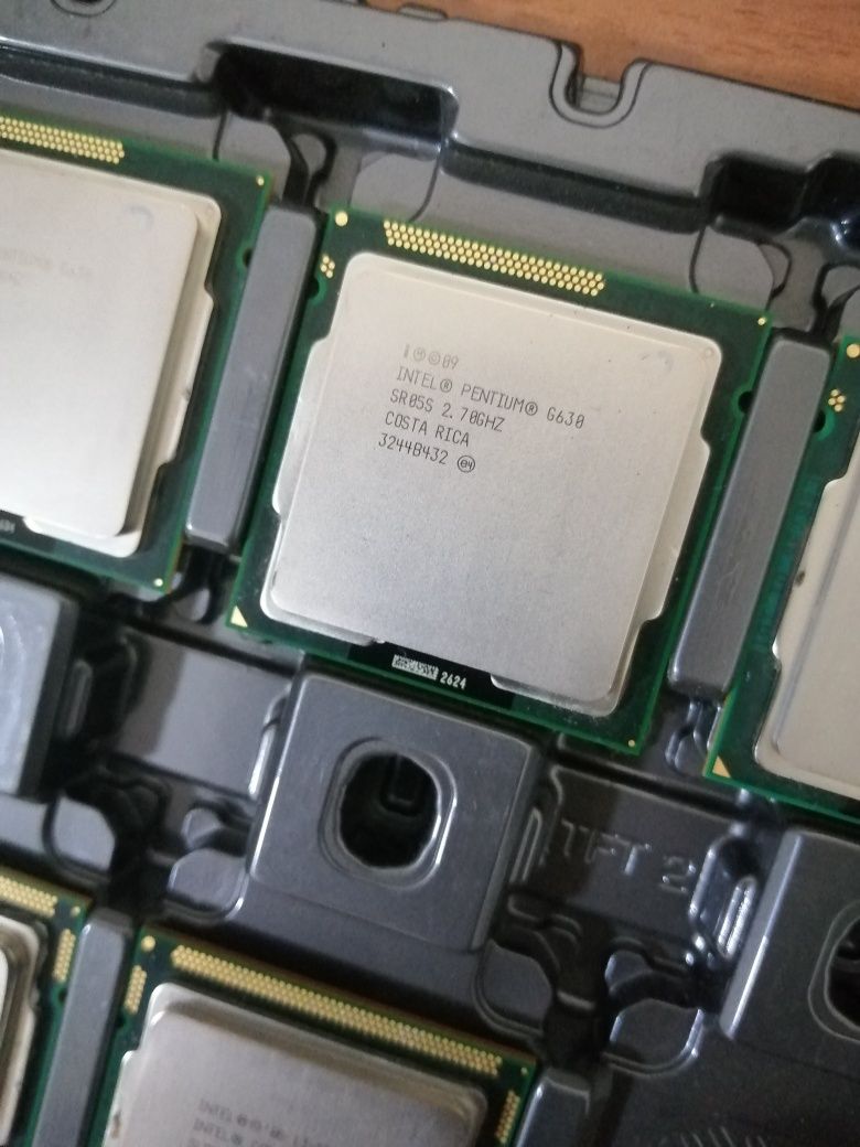Процессор Pentium /Core i3/Core i5/AMD.