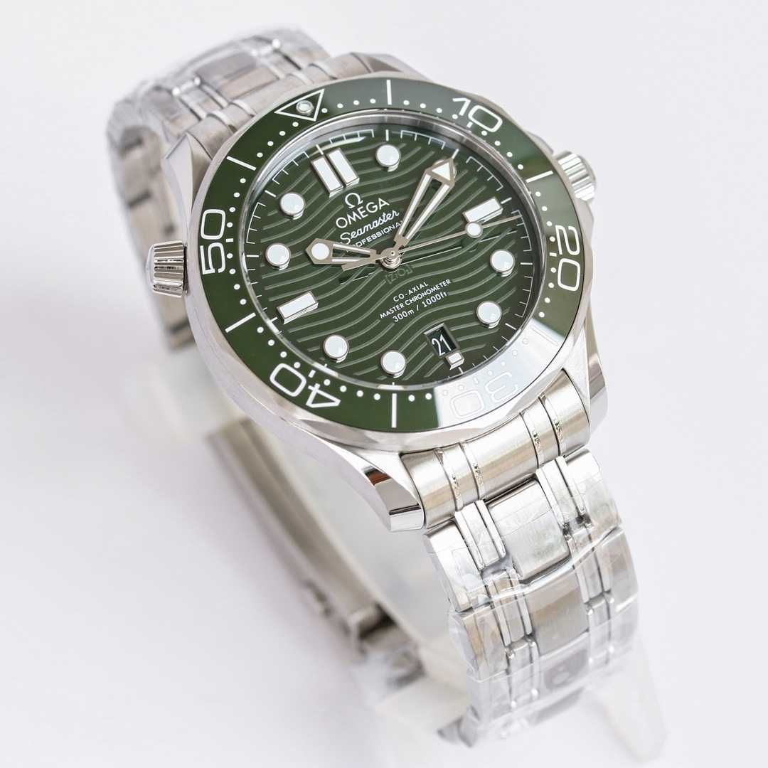Мъжки автоматичен часовник OMEGA Seamaster Diver 300M Green