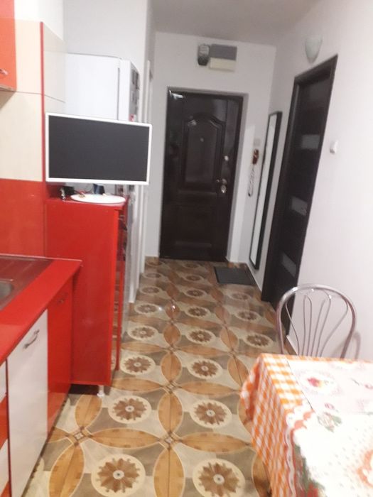 Vând apartament doua camere