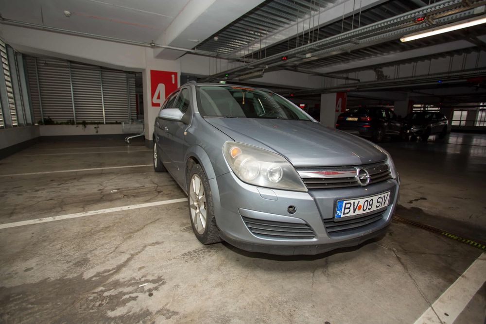 OPEL ASTRA H CARAVAN (BREAK)
​Se vinde Opel Astra H, versiunea break