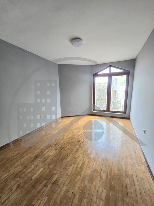 Продава се Двустаен апартамент в Варна, Зимно кино Тракия - 64 кв.м за 1036 €/кв.м - Снимка #7