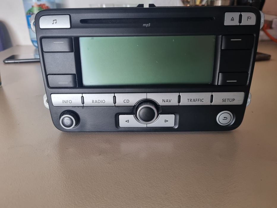 Vând navigație mp 3 de VW golf5  VW passat