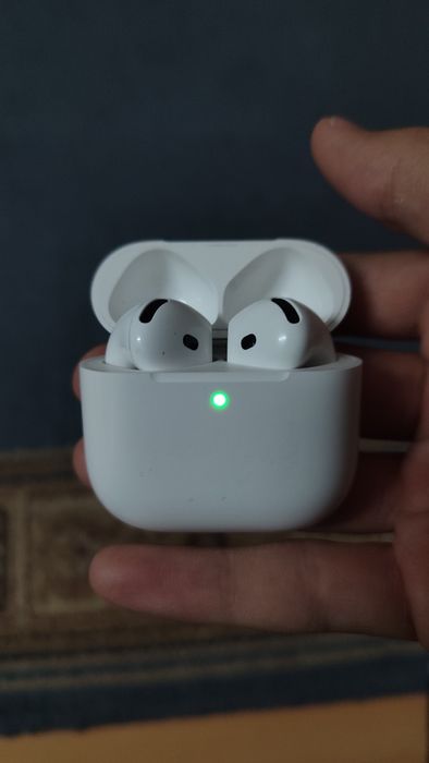 Airpods 4 б/у состояние как на фото