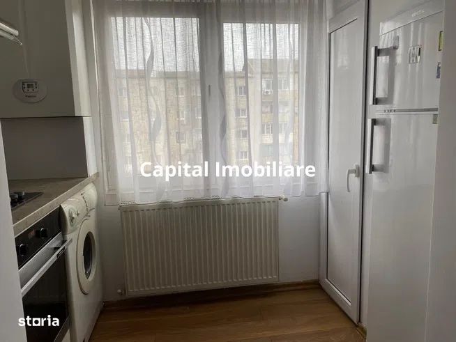 Apartament decomandat, 2 camere, Bd. Independentei