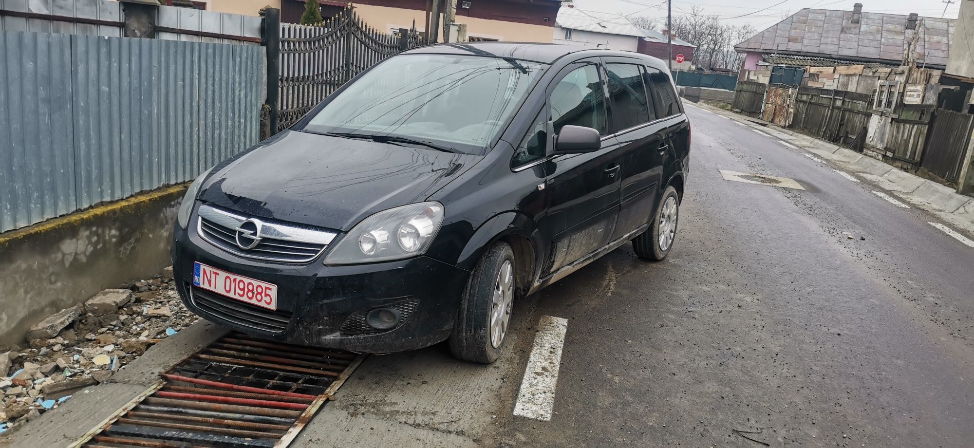 Piese motor opel zafira b 2011 motor 1.6 benzina turbo