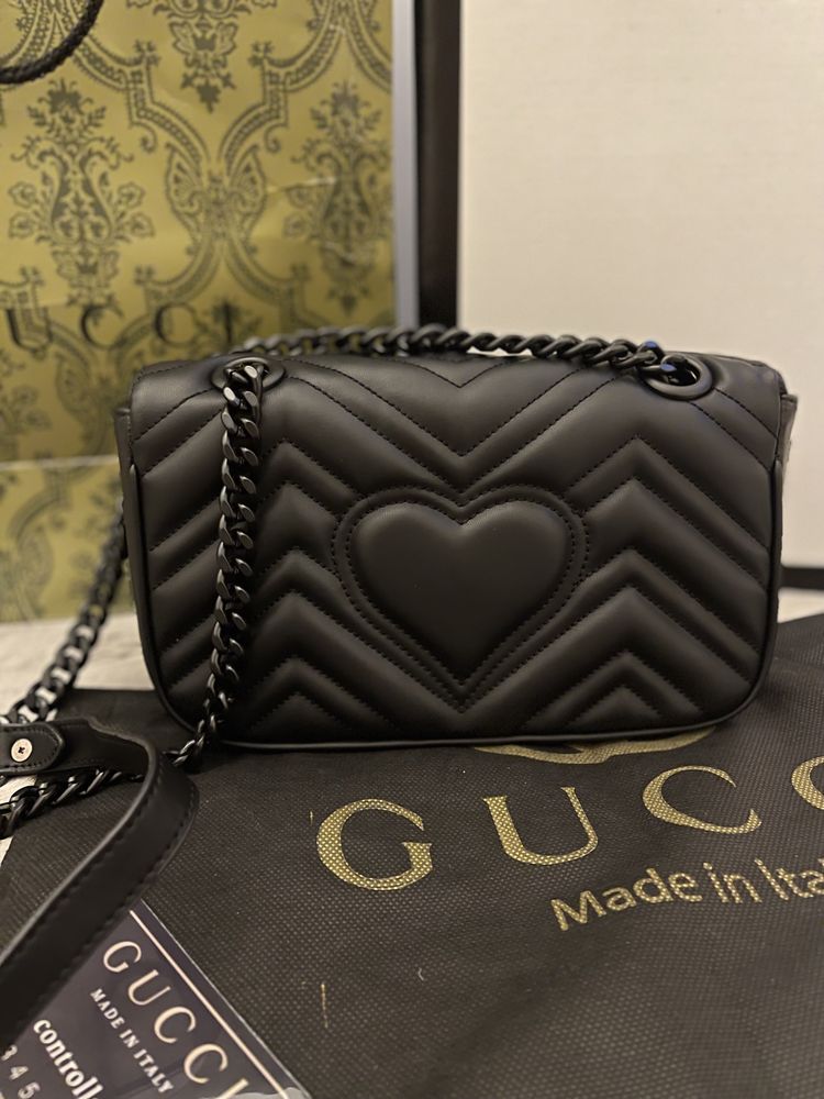 Poseta Gucci neagra piele naturala