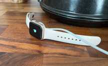 Часовник  apple watch 5 - 40 mm Алуминий Златно