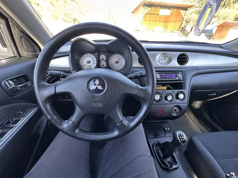 Mitsubishi Outlander 4x4 2006 2.0 Benzina 127.000 KM reali