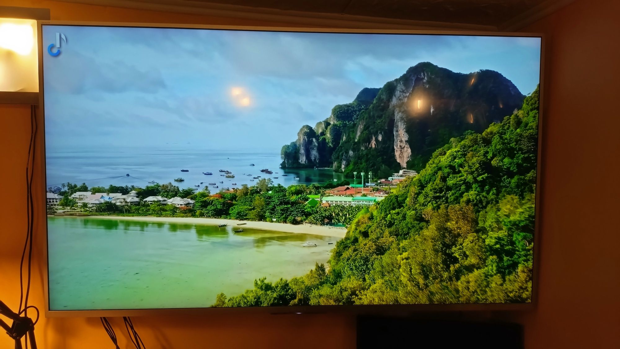 led телевизор Sony  4 K ,андроид 55' KD- 55 XE 8577
