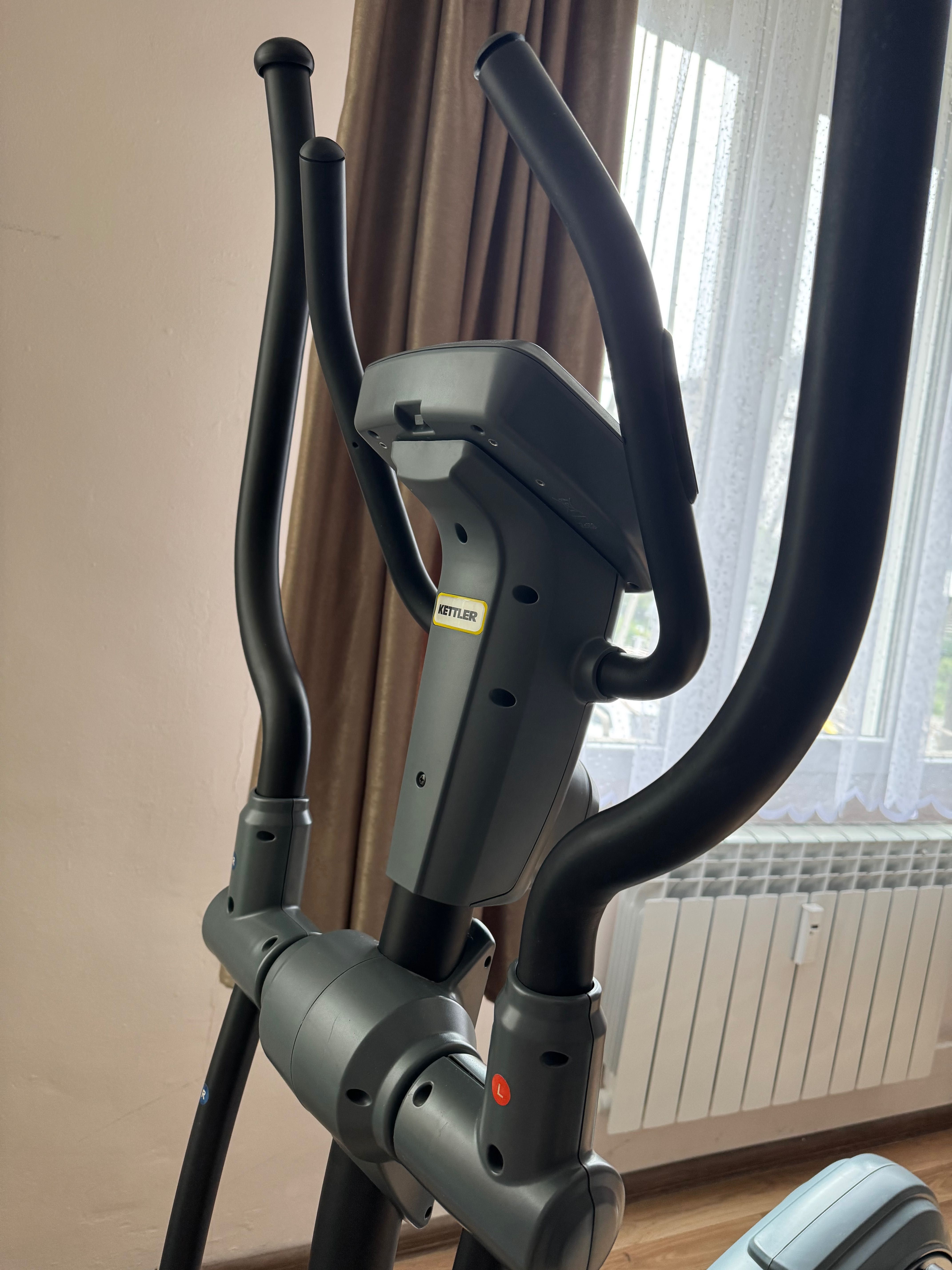 Кростренажор Kettler Axos