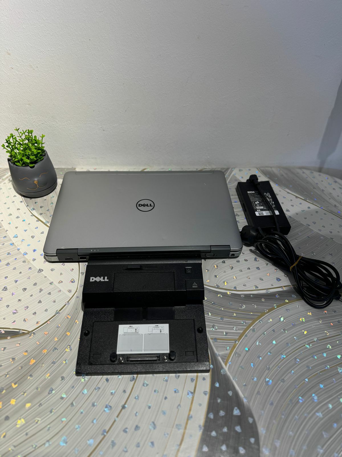 Продам мобильную рабочую станцию Dell