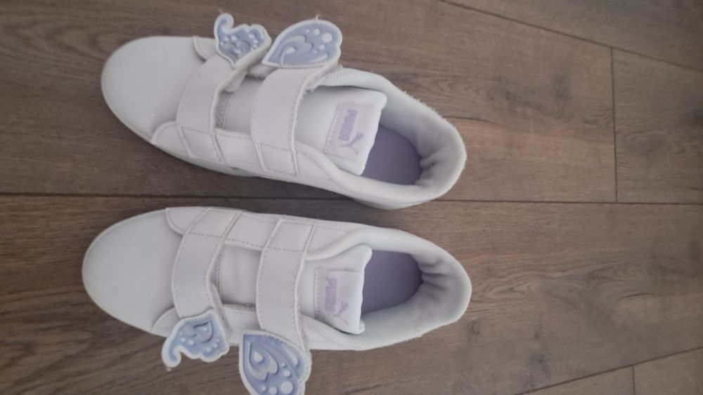 Adidași fete Puma mărimea 34