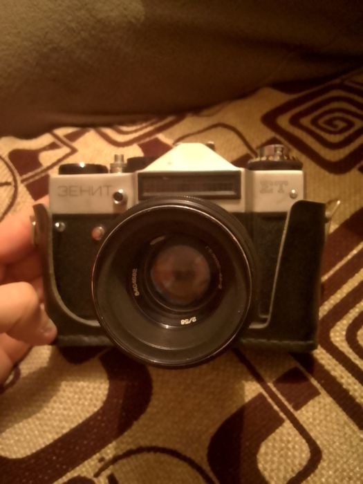 Фотоаппарат фирмы ЗЕНИТ ЕТ в отличном состоянии