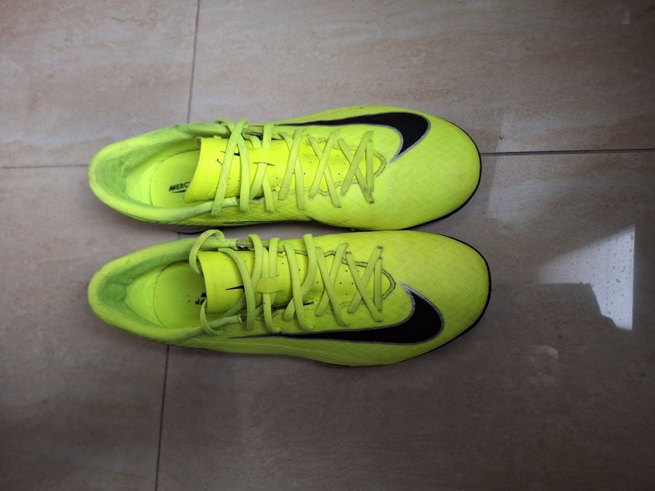 Adidasi/ Ghete fotbal Nike Mercurial, marimea 41 1/3, stare f buna