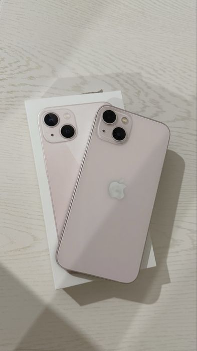 Продаю IPhone 13