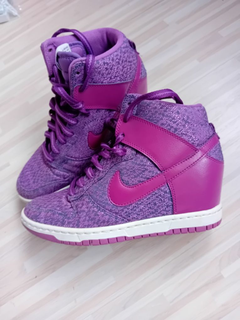 Nike Dunk High Sky,  cu platforma