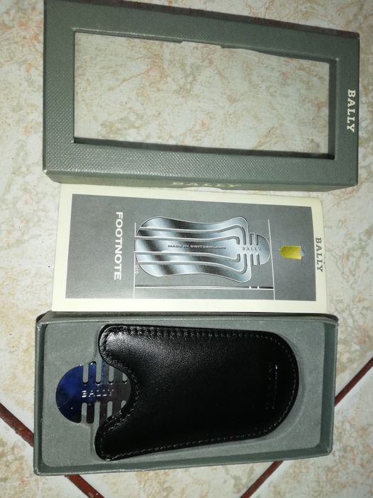 Vand incaltator voiaj Bally.