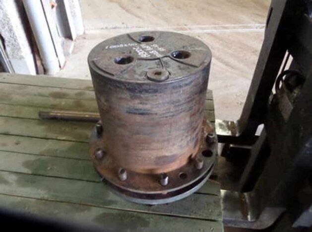 de vanzare transmisie finala pentru excavator liebherr a900c