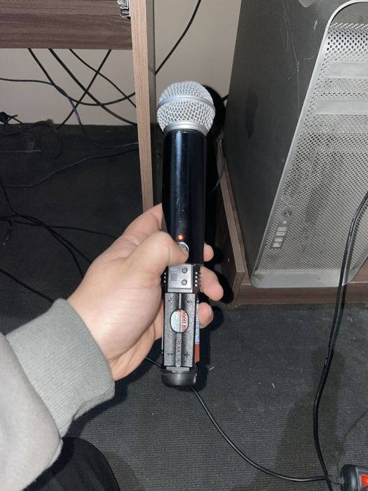База от микрофонов Shure BLX88