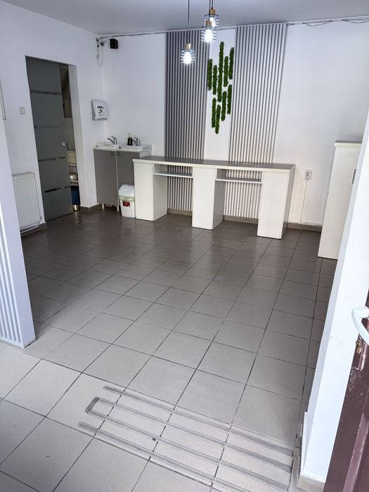 Salon infrumusetare