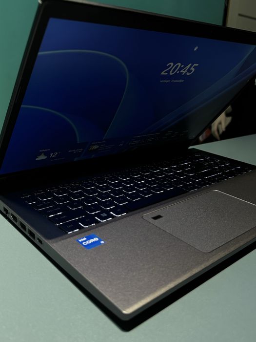 A515-57 с i5-12450H, 16 GB RAM, SSD 512 GB.