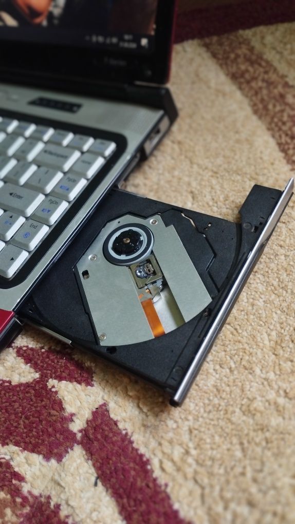 Vând Laptop Gateway