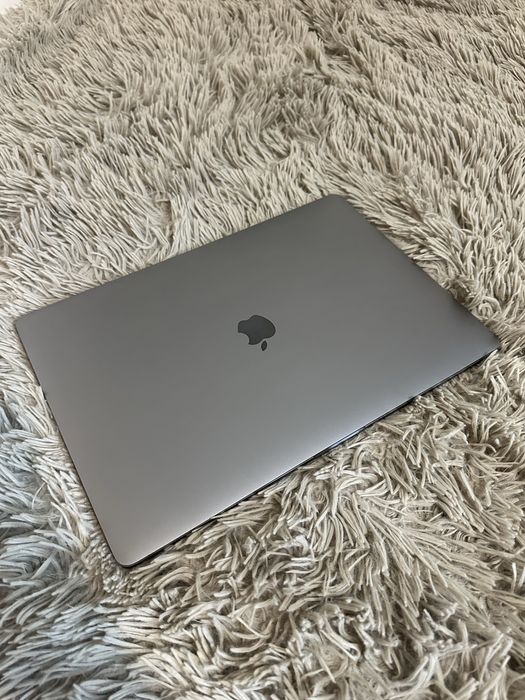 Macbook Pro 16inch