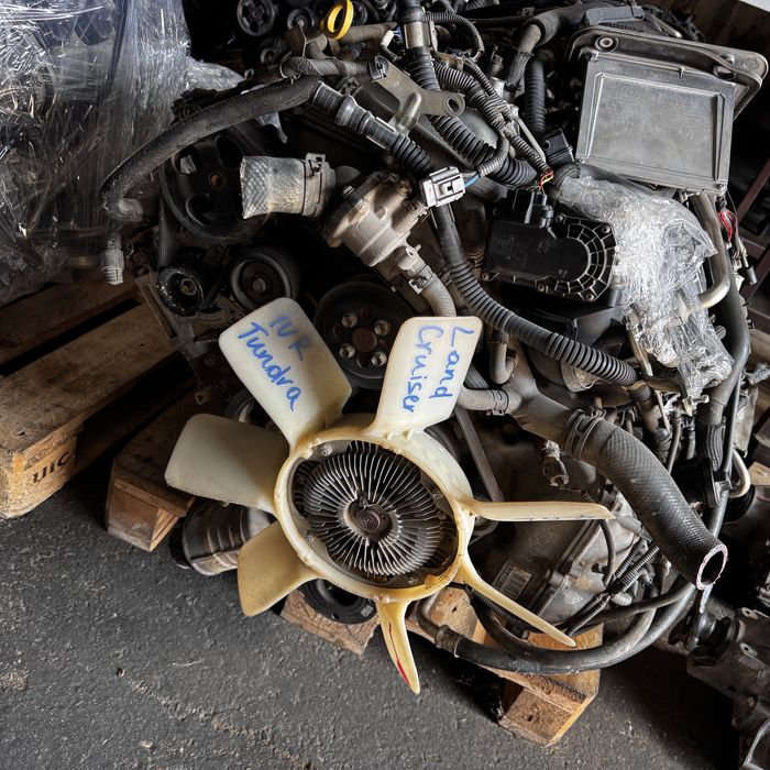 Контрактный привозной двигатель 1UR-FE 4.6л из Японии от Land Cruiser