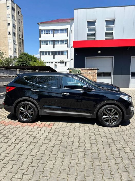 Hyundai Santa Fe Hyundai Santa Fe 2014 – stare excelentă, personal, cu istoric complet
